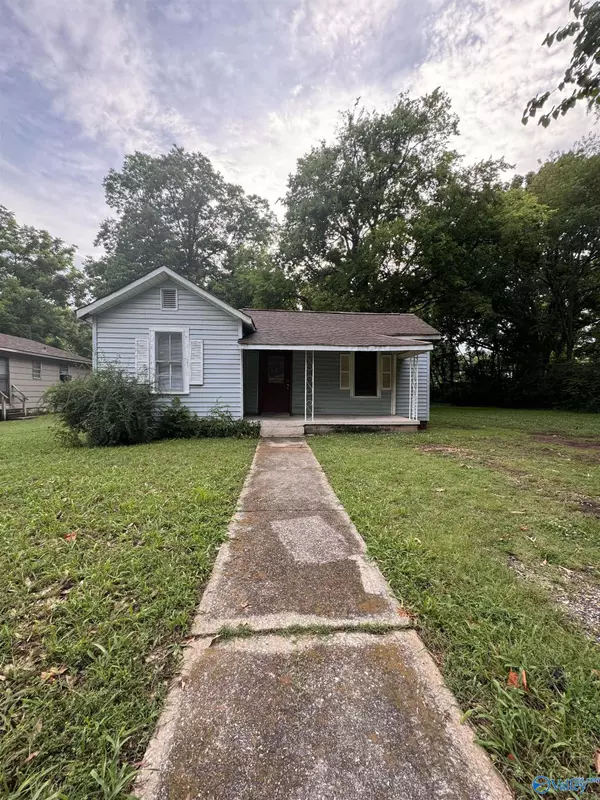 Decatur, AL 35601,517 12th Avenue NW