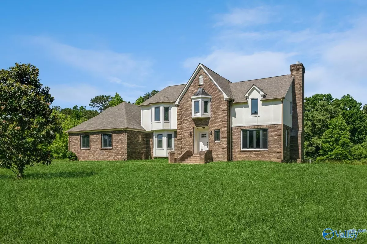 Rainsville, AL 35986,998 Kirk Road