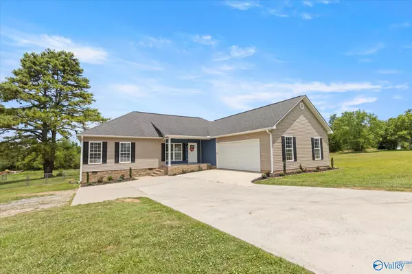 1737 Martling Road, Albertville, AL 35951