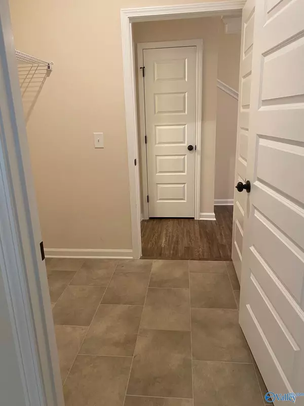 New Market, AL 35761,127 Story Ray Drive