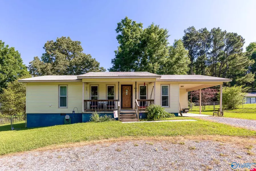 484 County Road 1272, Vinemont, AL 35179