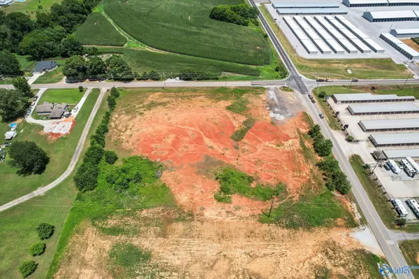 Athens, AL 35613,3.80 Nick Davis Road