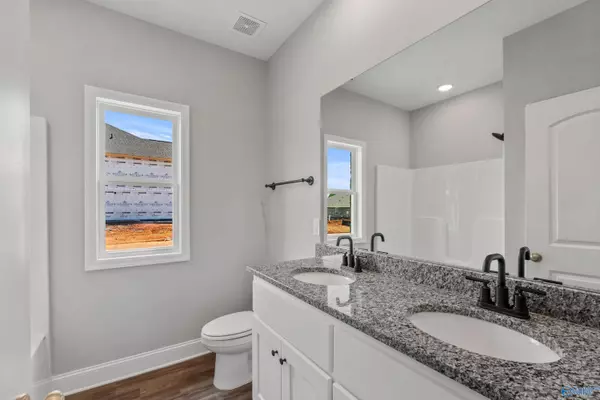 Athens, AL 35613,16665 Demi Drive