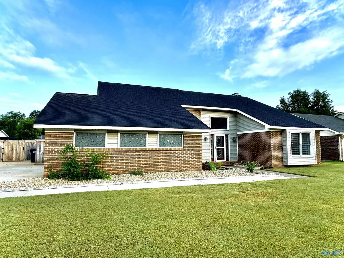 Decatur, AL 35603,2248 Westmeade Drive SW