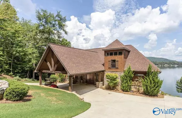 268 Boulder Point Lane, Ohatchee, AL 36271