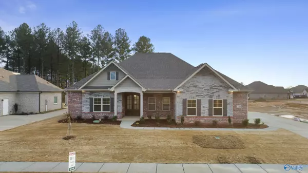 22408 Players Lane, Athens, AL 35613