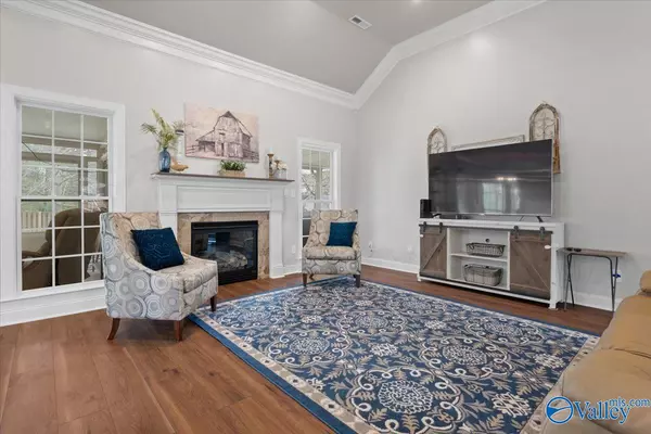 Owens Cross Roads, AL 35763,315 James Road SE