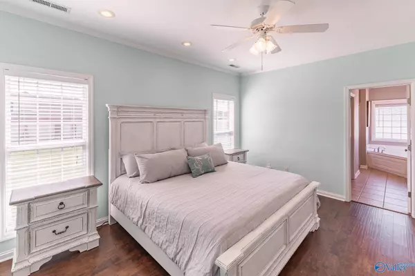 165 Braxton Court Decatur, AL 35601