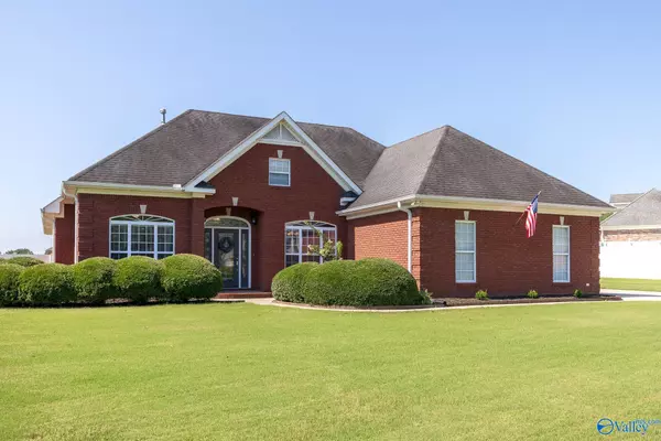 165 Braxton Court, Decatur, AL 35601