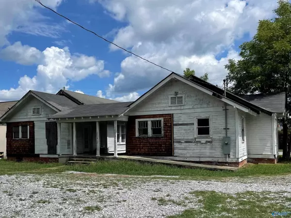 Gadsden, AL 35901,402/404/406 Bay Street