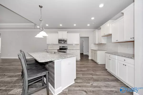 New Market, AL 35761,142 Shrewsberry Drive