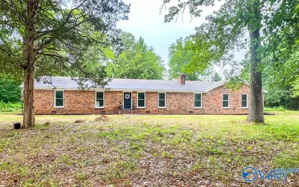 Moulton, AL 35650,18531 County Road 460