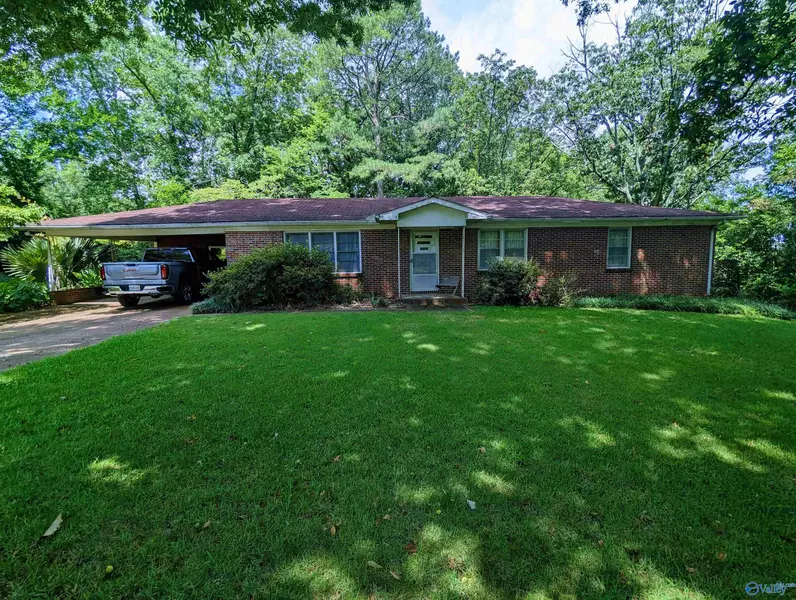 316 Lugenia Drive, Gadsden, AL 35904