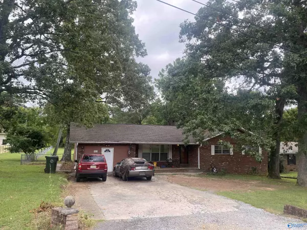 2003 Pell Street, Scottsboro, AL 35769