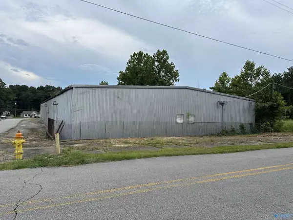 Arab, AL 35016,21 3rd Street NW