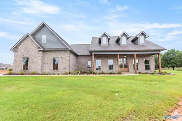 16259 Maggie Court,  Athens,  AL 35613