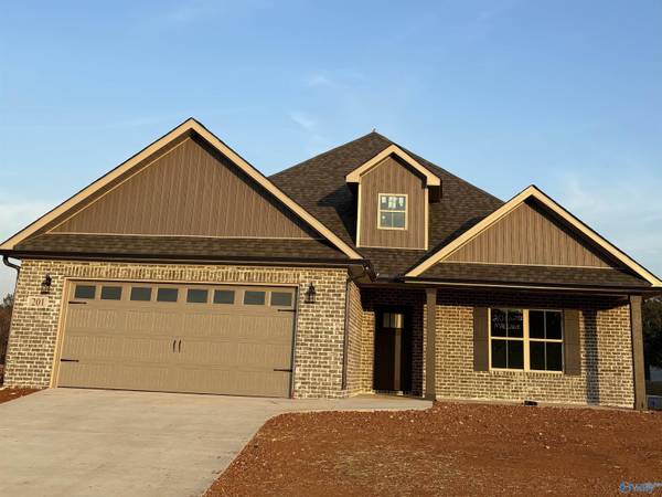 201 Maddie Mae Lane, Toney, AL 35773