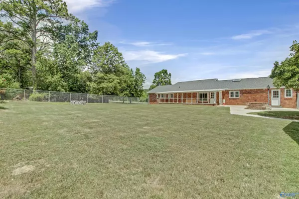 Decatur, AL 35603,809 Steenson Private Drive