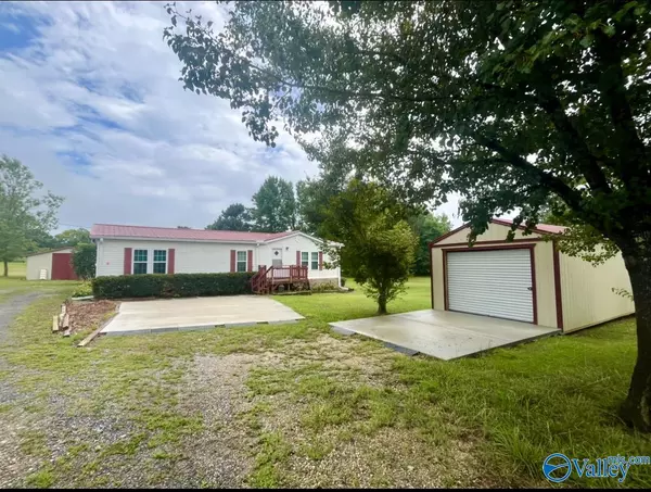 335 County Road 682, Cedar Bluff, AL 35959