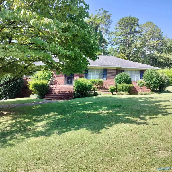 Gadsden, AL 35904,2408 Red Oak Road