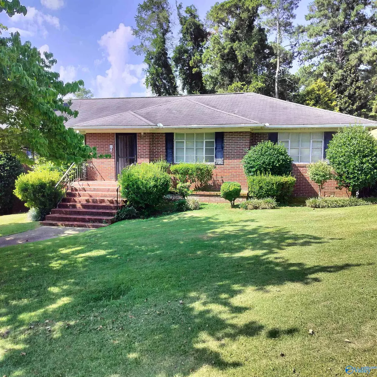 Gadsden, AL 35904,2408 Red Oak Road