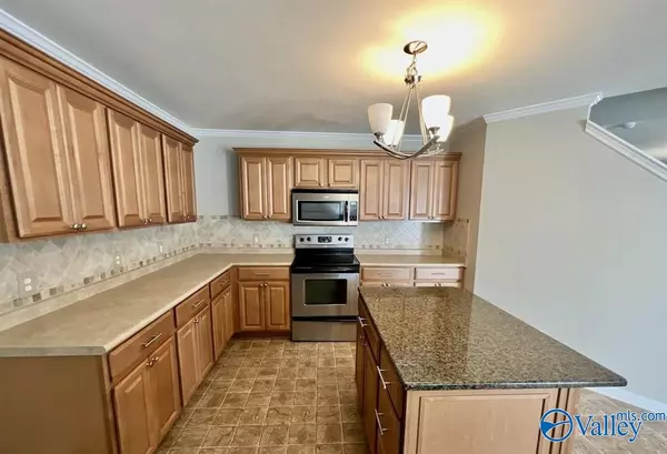 152 Grantham Circle Madison, AL 35756