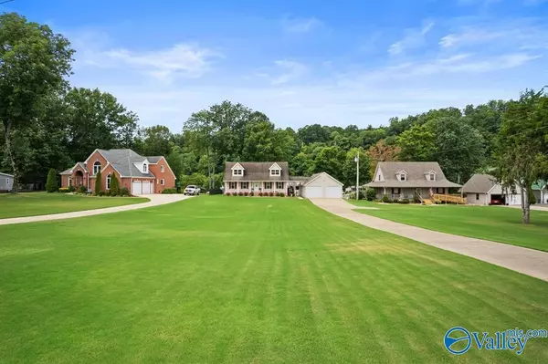 Florence, AL 35634,1038 Waters Edge Drive