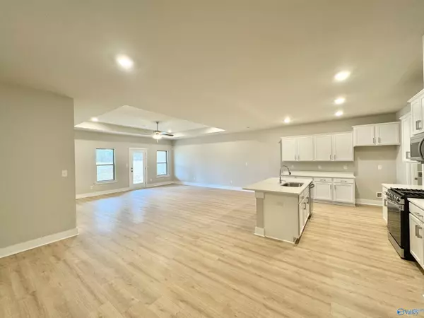 Owens Cross Roads, AL 35763,6103 Ruby Grace Circle