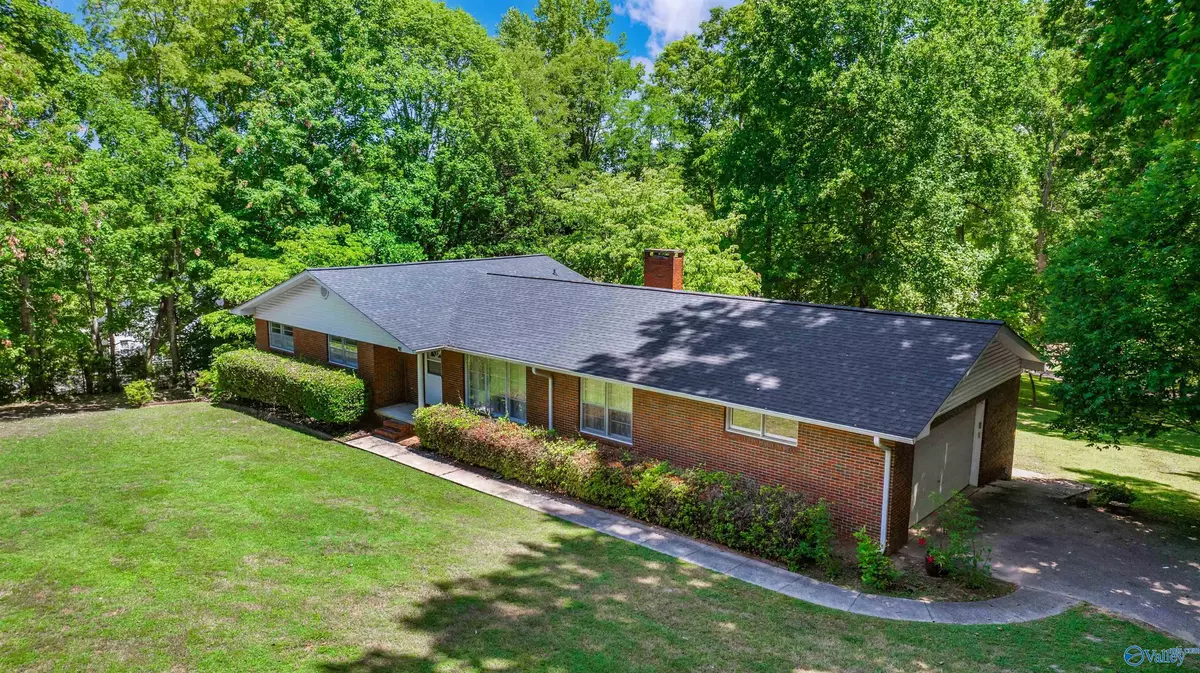 Fort Payne, AL 35967,501 Leath Drive NE