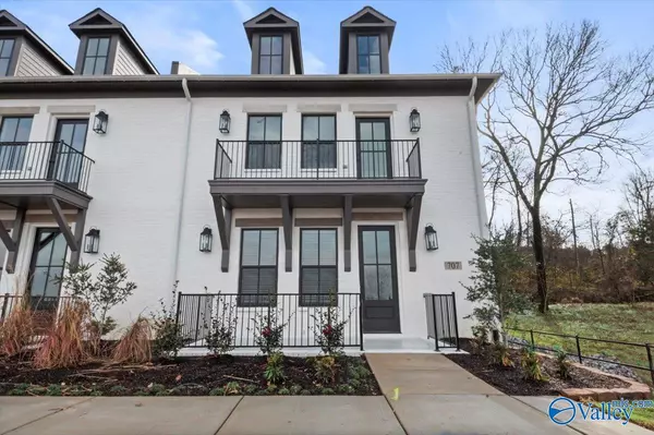 Madison, AL 35758,701 Town Madison Boulevard #4