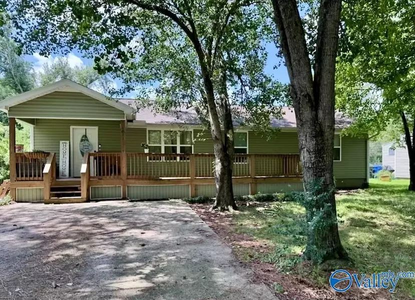 1511 Pine Street, Athens, AL 35611