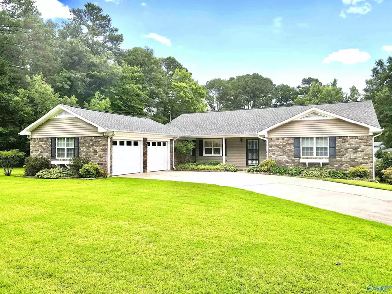 306 Teal Street, Albertville, AL 35950