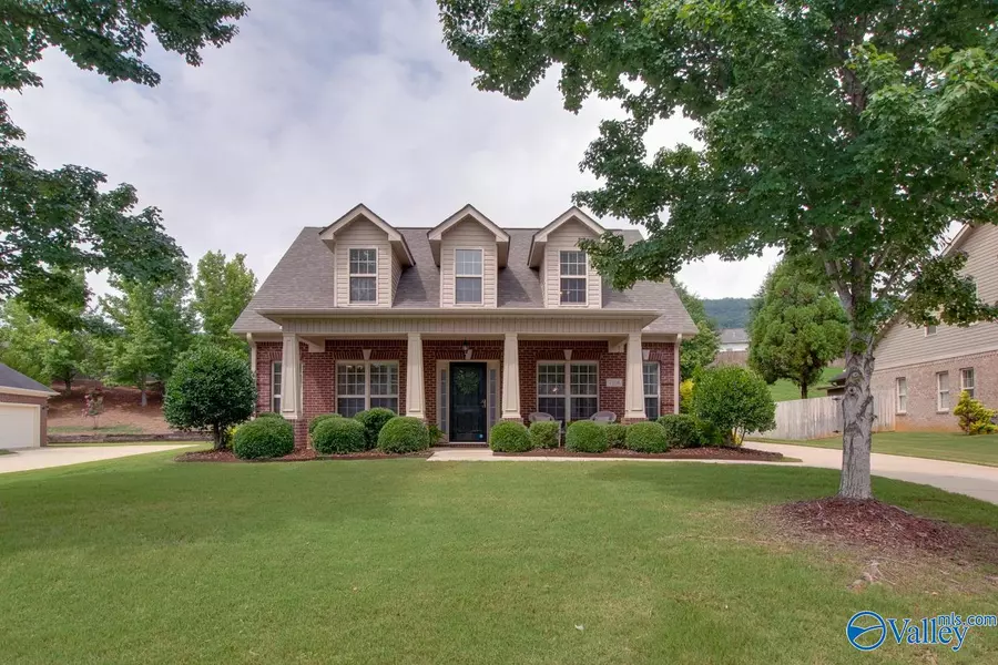 7108 Mossy Bank Trail SE, Owens Cross Roads, AL 35763