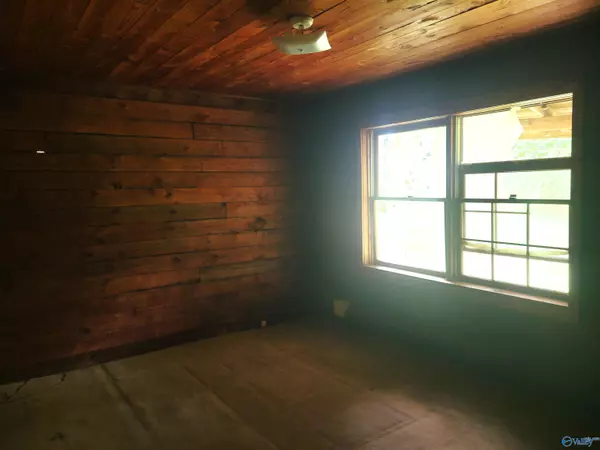 Henagar, AL 35978,308 Jackson Drive