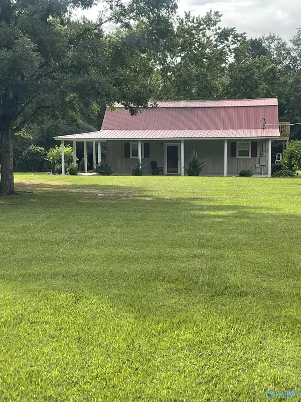 83 Smith Road, Hokes Bluff, AL 35903