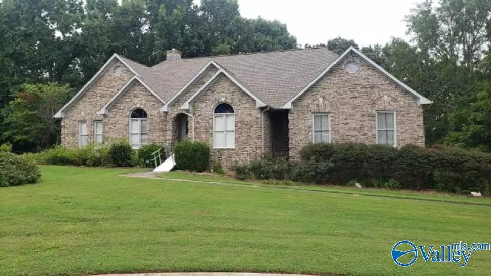 Harvest, AL 35749,27679 Quail Circle