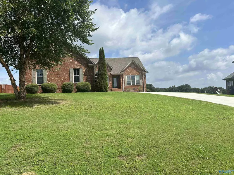 157 Payton Lane, Grant, AL 35747