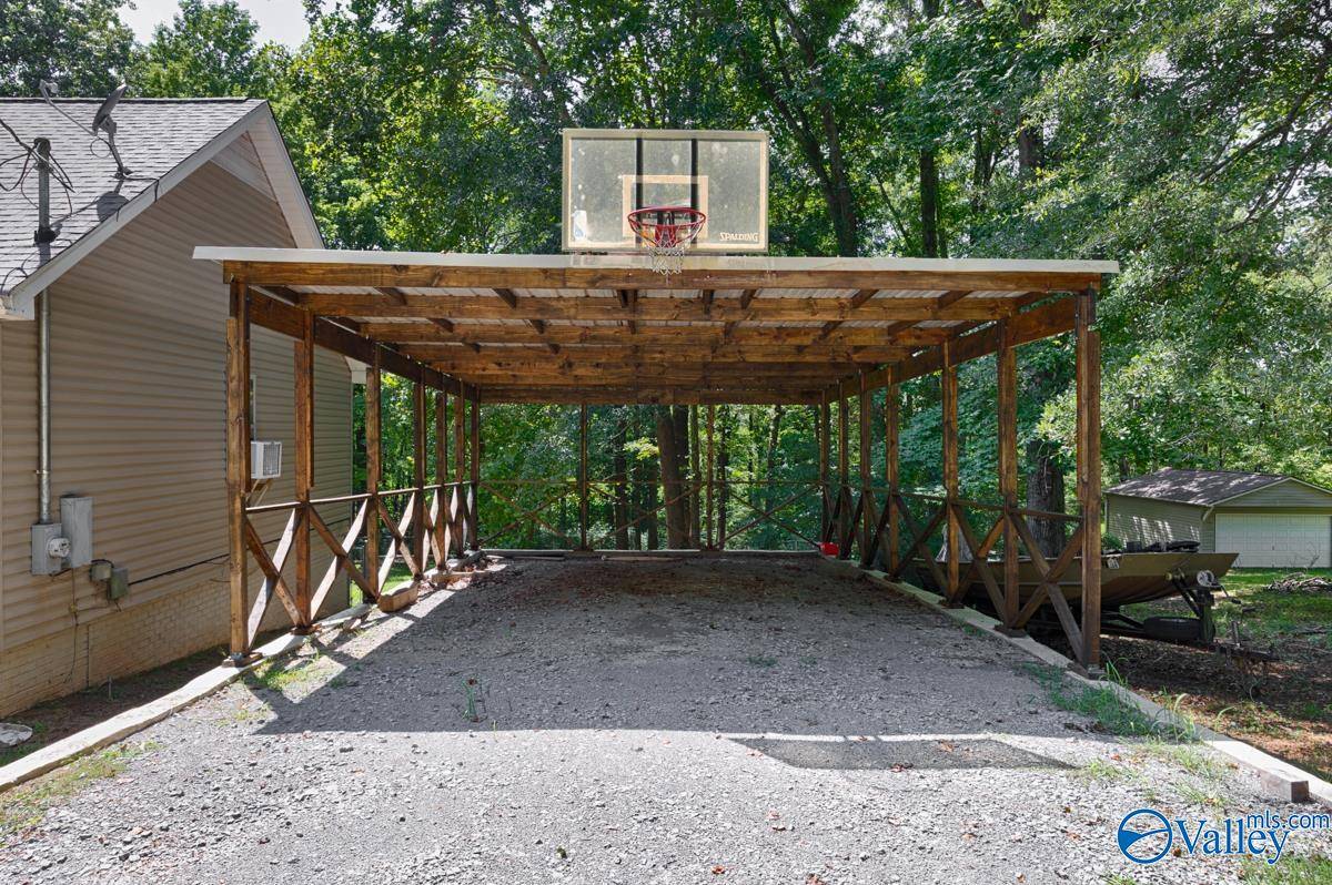 Gurley, AL 35748,498 Esslinger Drive