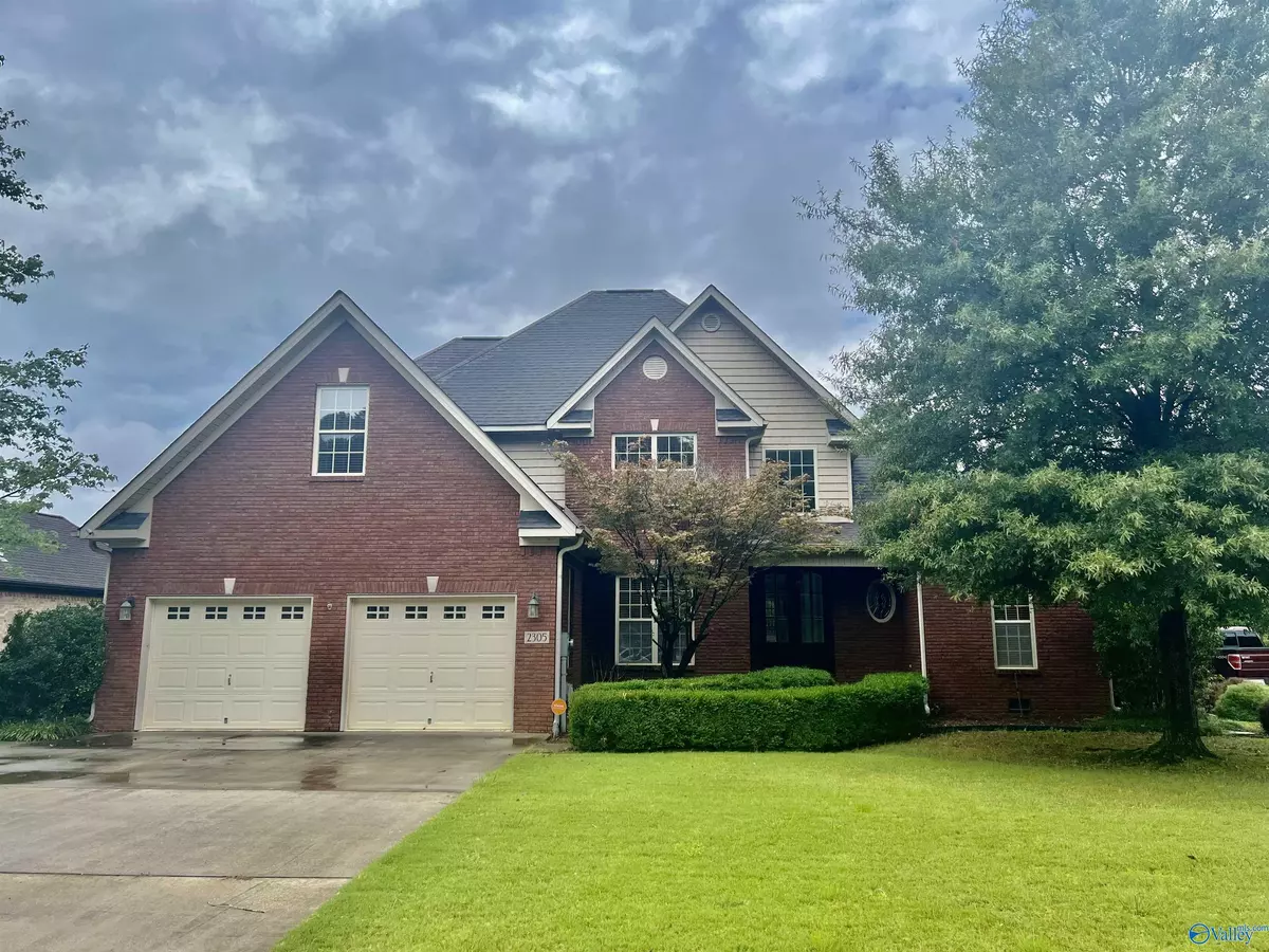 Decatur, AL 35603,2305 Amberly Lane SW