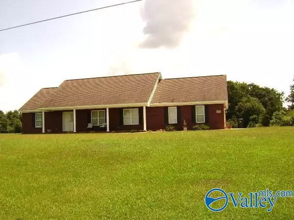 6110 Danville Road, Hartselle, AL 35640