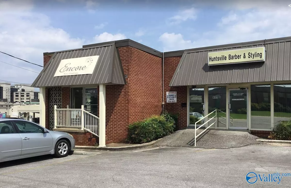 Huntsville, AL 35801,117 Longwood Drive SE #A