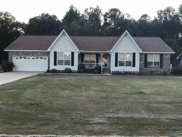 108 Cumberland Lane,  Rainbow City,  AL 35906