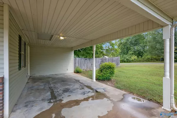 Toney, AL 35773,18778 Canoebrook Lane