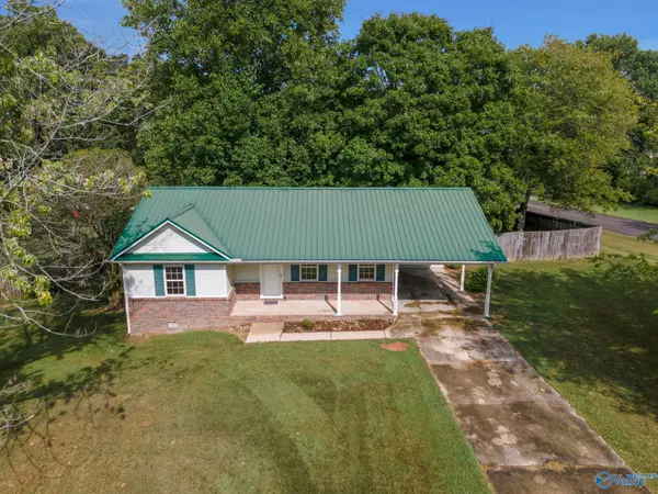 Toney, AL 35773,18778 Canoebrook Lane