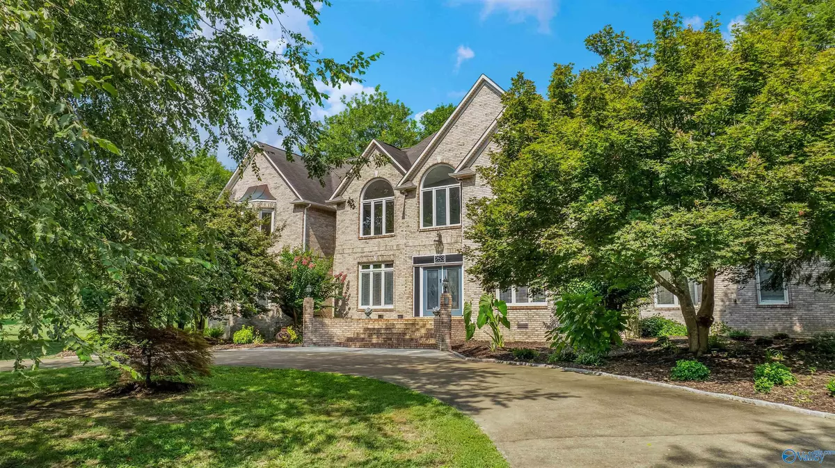 Valley Head, AL 35989,253 County Road 622