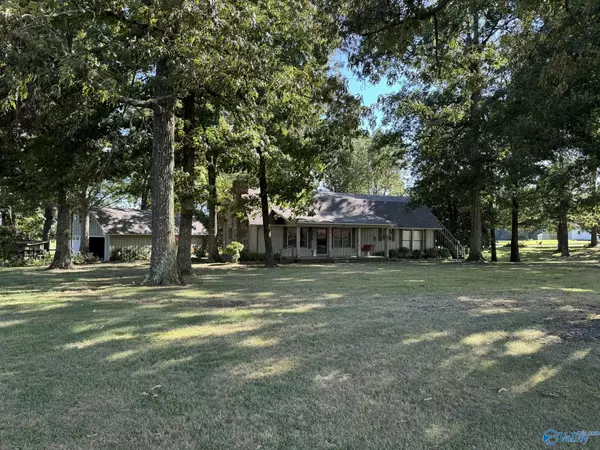 1685 County Road 837, Boaz, AL 35957