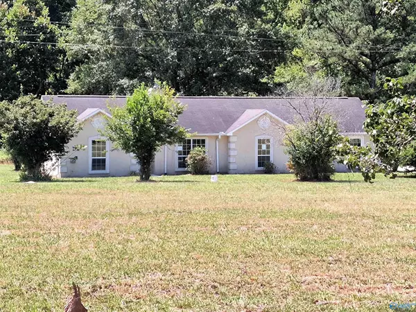 7279 Fords Valley Road,  Glencoe,  AL 35905