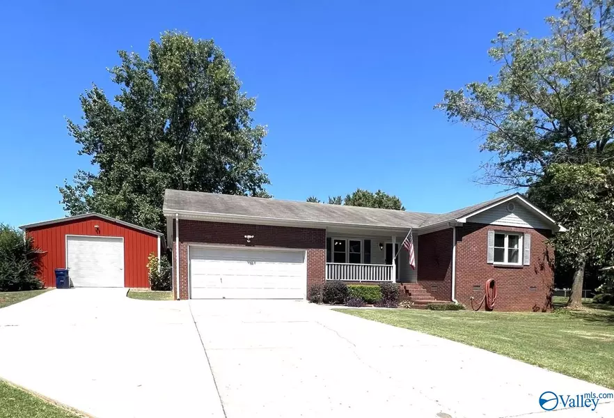 105 Cepha Drive, Hazel Green, AL 35750