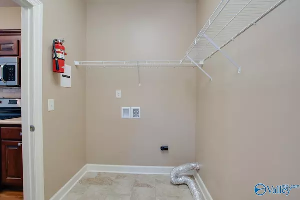 Owens Cross Roads, AL 35763,468 Wade Road