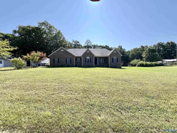 600 Bert Stinson Road, Falkville, AL 35622